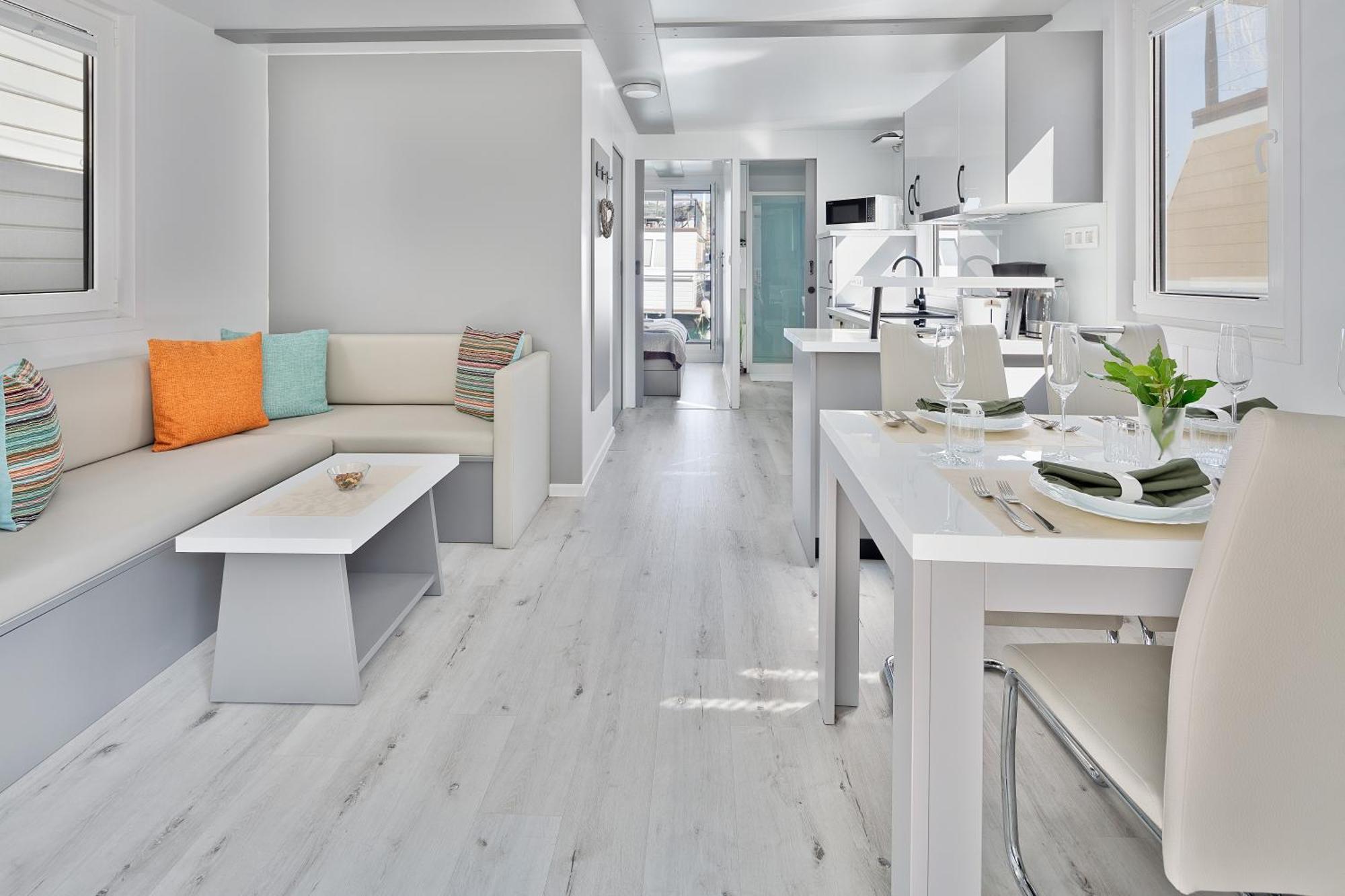 Floating Sea House Shark 3 Lägenhet Portorož Exteriör bild
